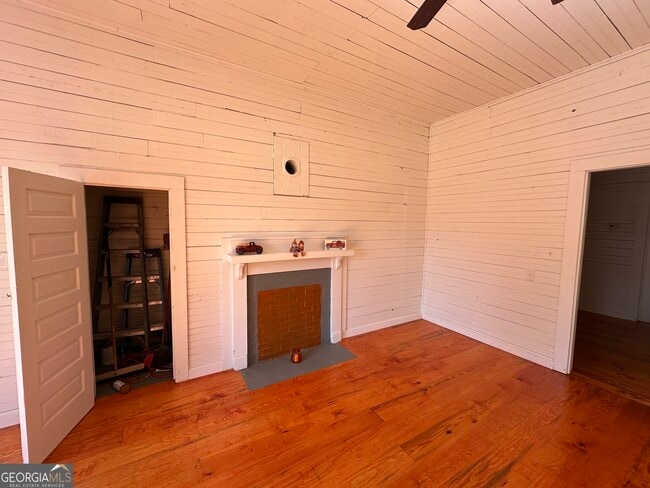 Building Photo - 1318 Lincolnton Hwy