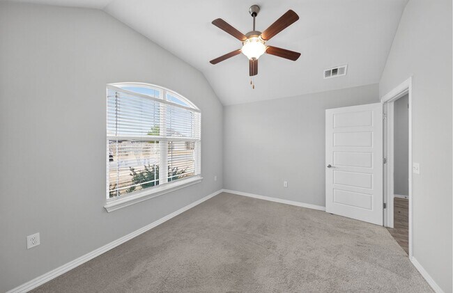 Building Photo - 4559 W Barhem Dr