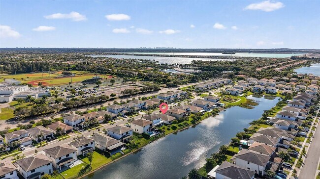 Building Photo - 4398 SW 173rd Ave