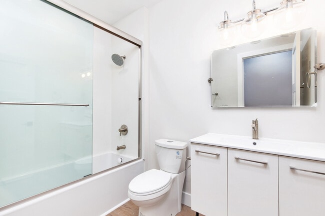 Building Photo - 3318 Fourth Ave