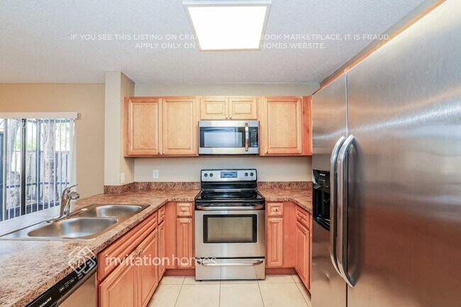 Building Photo - 1730 Shoreside Cir