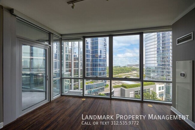 Building Photo - 1201 S Prairie Ave