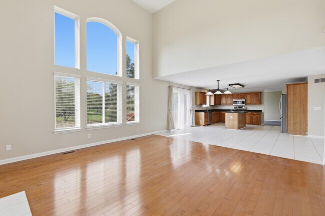 Building Photo - 26493 Isleworth Point