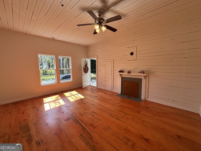 Building Photo - 1318 Lincolnton Hwy