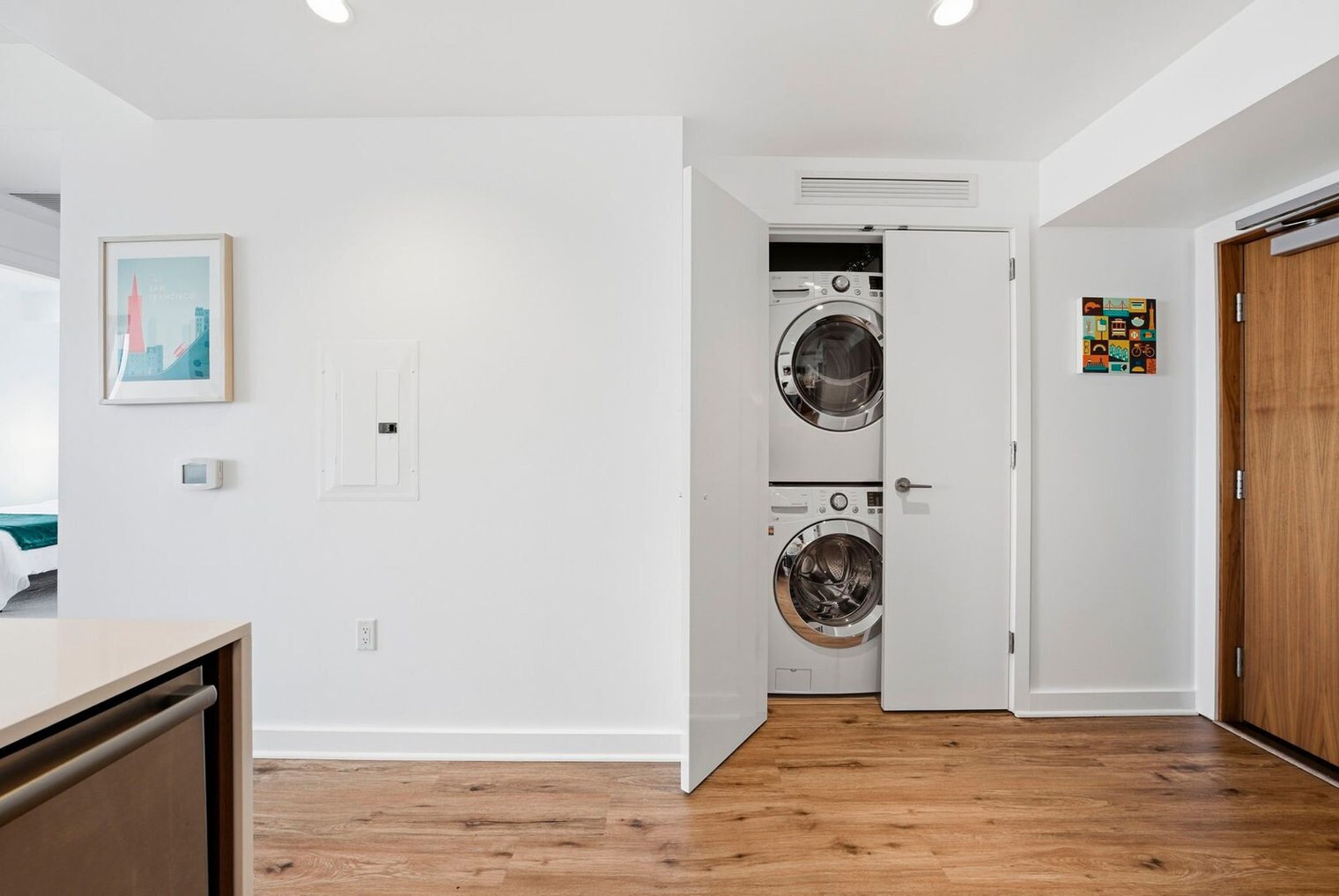 Building Photo - 399 Fremont St