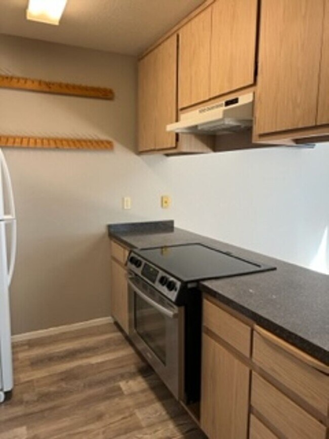 Building Photo - 2200 Notre Dame