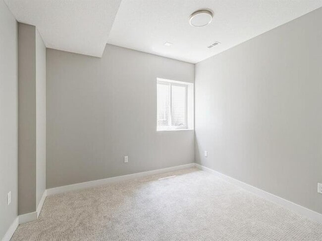 Building Photo - 15570 Rocklyn Place