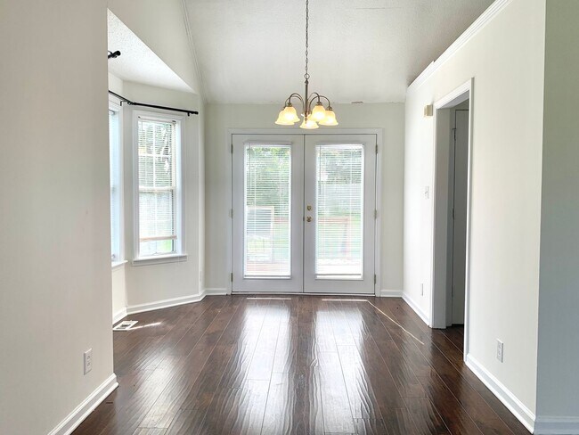 Building Photo - 1404 Marla Ct