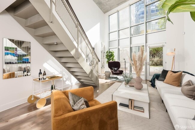 Building Photo - 200 Brannan St