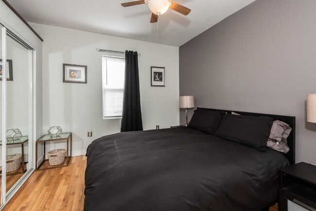 Building Photo - 4048 Walsh St