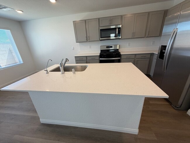 Building Photo - New Build - Never Lived In