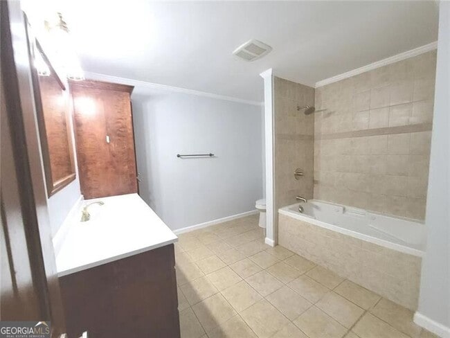 Building Photo - 1767 Bear Cave SW