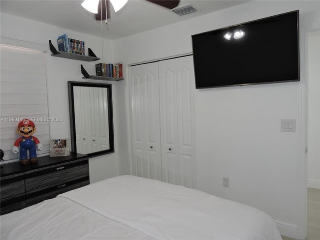 Building Photo - 15220 SW 49th St