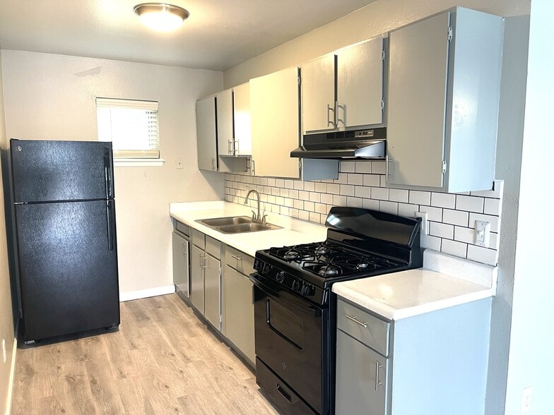 Paso Este 718 N Carolina Dr El Paso TX 79915 Apartment Finder