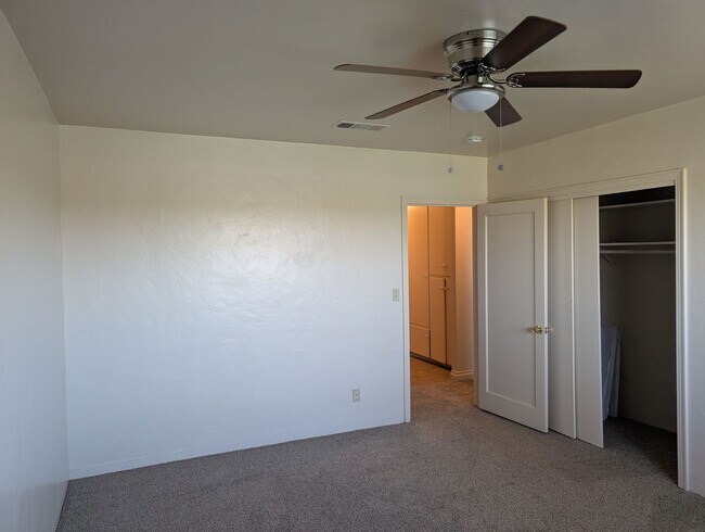 Building Photo - 17303 W Belmont Ave