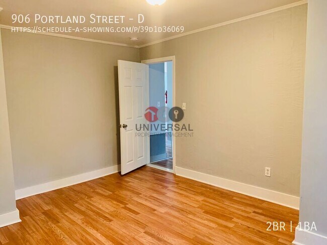 Building Photo - 906 Portland St