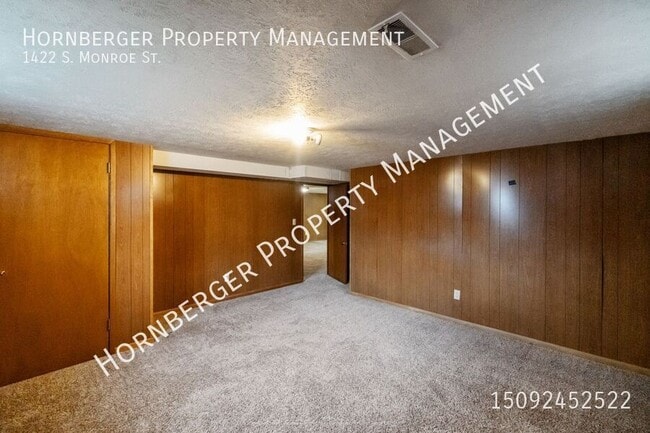Building Photo - 1422 S Monroe St