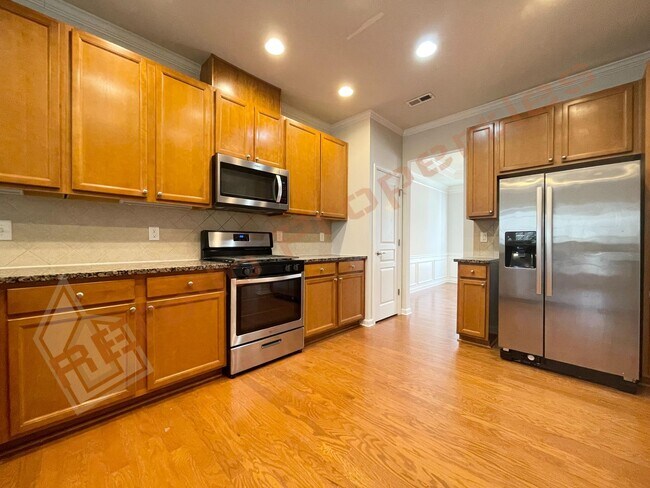 Building Photo - Elegant 4 bedroom Home w/ 1st Floor Office + Basement in Village Square @ Amberly, Cary, Availabl...