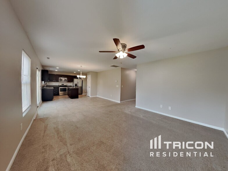 Building Photo - 478 Kerriann Ln
