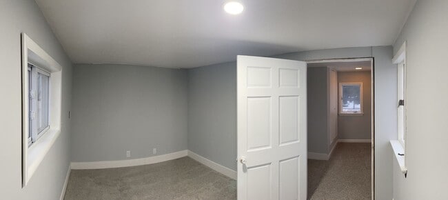 Building Photo - Village of Carthage Rental