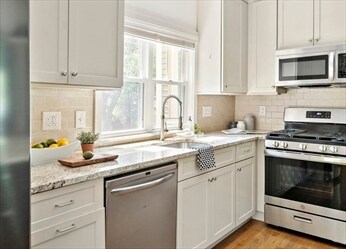 Building Photo - 1281 Walnut St