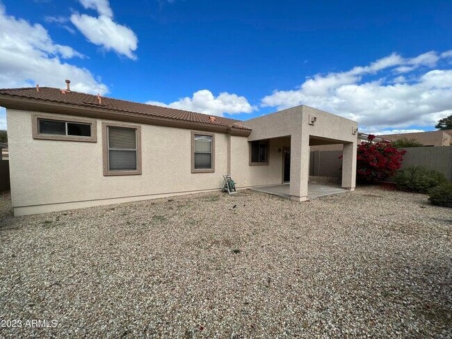 Building Photo - 6647 E Red Hawk St