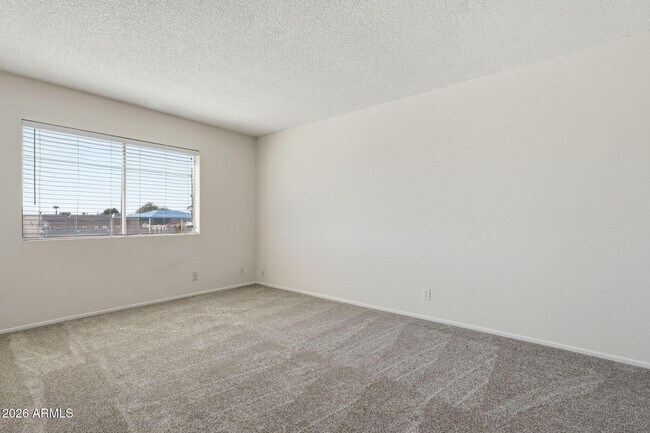 Building Photo - 1500 W Rio Salado Pkwy