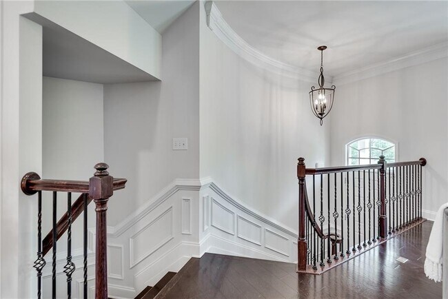 Building Photo - 4905 Greylock Walk SE