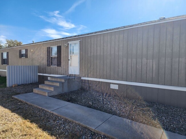 Building Photo - 1212 N Avenue K