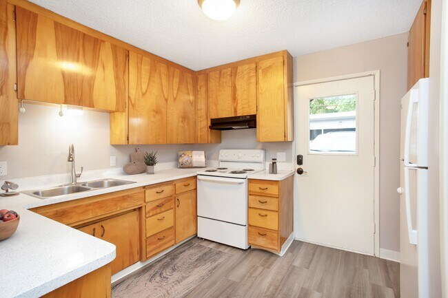 Building Photo - Walla Walla Flats