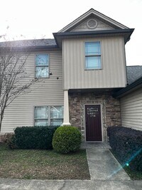 Building Photo - Move in Special, 1/2 off first months rent! Beautiful 2 Bedroom 2.5 Bathroom townhouse