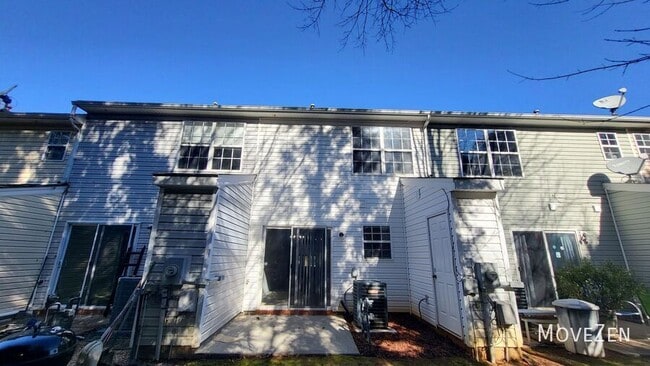 Building Photo - 2660 Halle Ann Cir