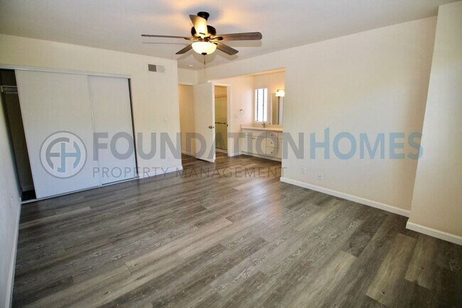 Building Photo - 404 San Marin Dr