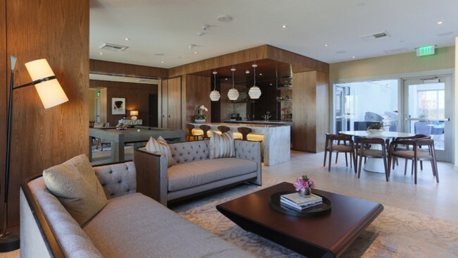 Building Photo - 225 S Grand Ave