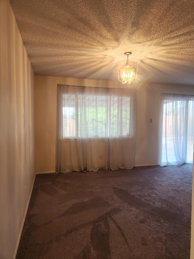 Building Photo - 8509 Bellehaven Pl NE