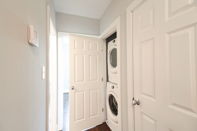 Building Photo - Heart of Brookland | 6bd 3.5 bth 4200 sqft Home | 3 porches, Large Yard