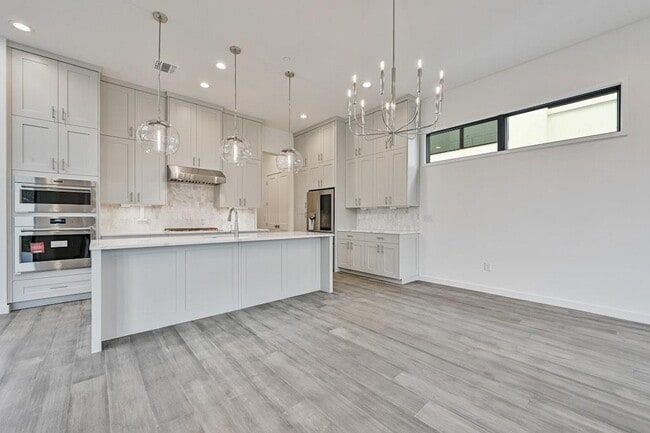 Building Photo - 6805 Adeline Wy