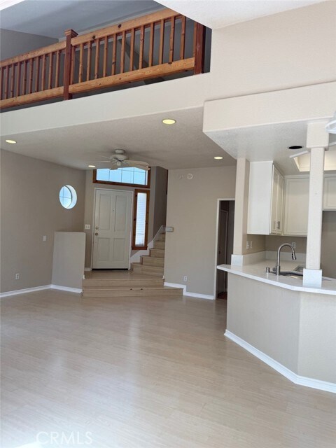 Building Photo - 8 Pinyon Jay Ln