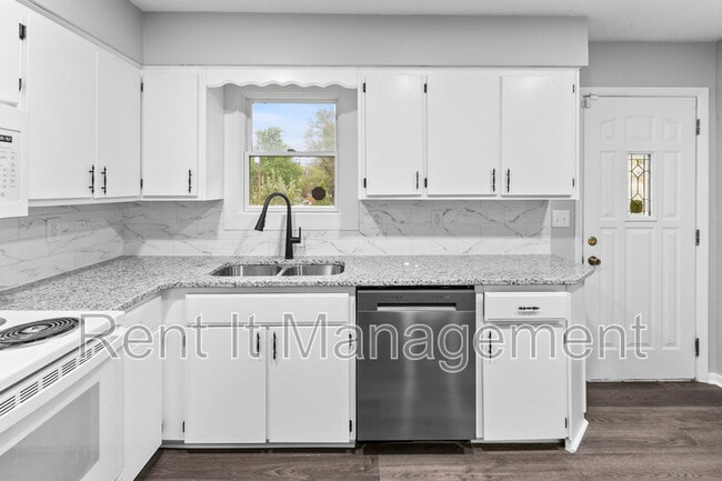 Building Photo - 4606 O St