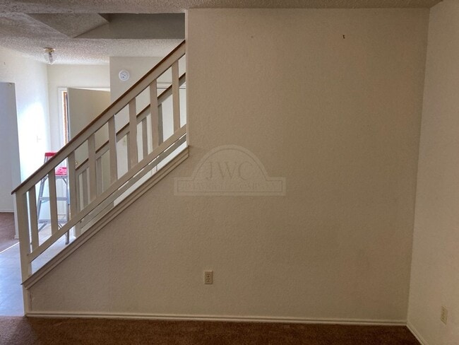 Building Photo - 2607 Schulze Dr