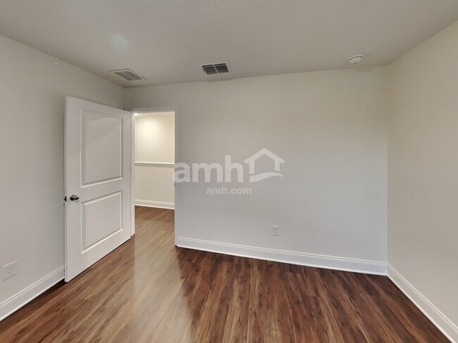 Building Photo - 6170 Little Blf Cir