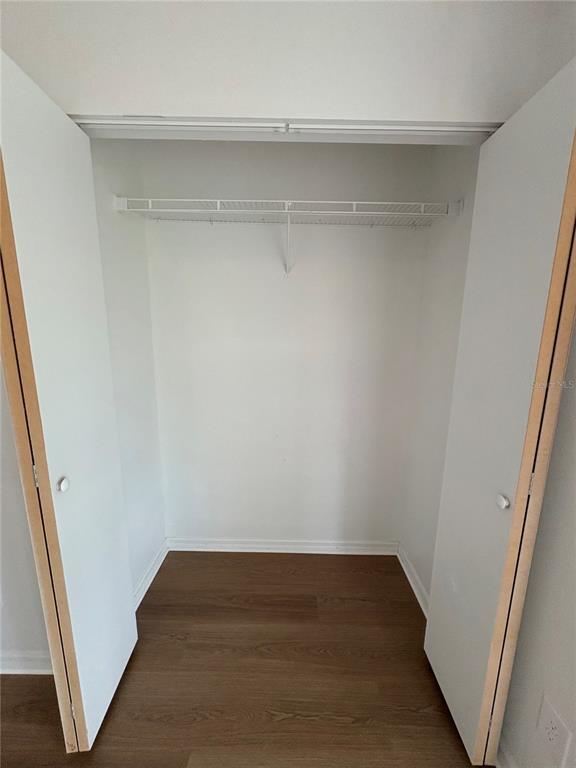 Building Photo - 28 Oak Run