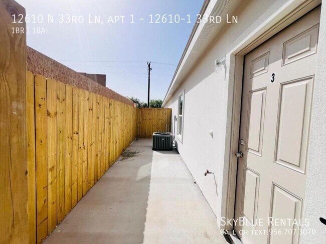 Building Photo - 12610 N 33rd Ln