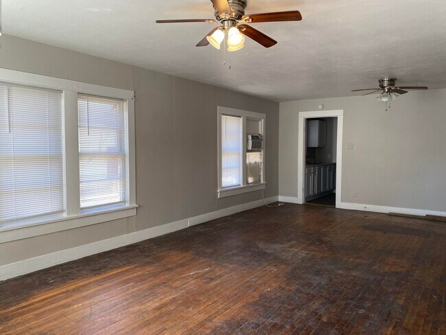 Building Photo - 2616 23rd St