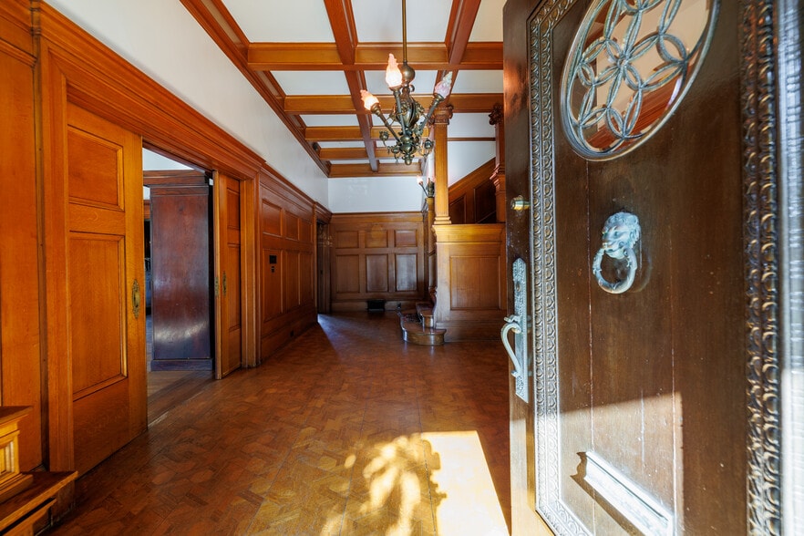 LARGE FOYER W/BEAMED CEILINGS AND WOOD PANELING GREETS YOU AT ENTRY - 2398 Broadway