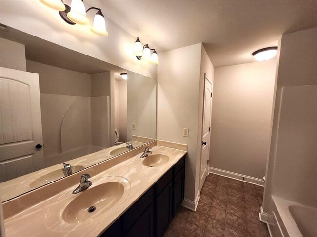 Building Photo - 2763 Misty Ivy Dr