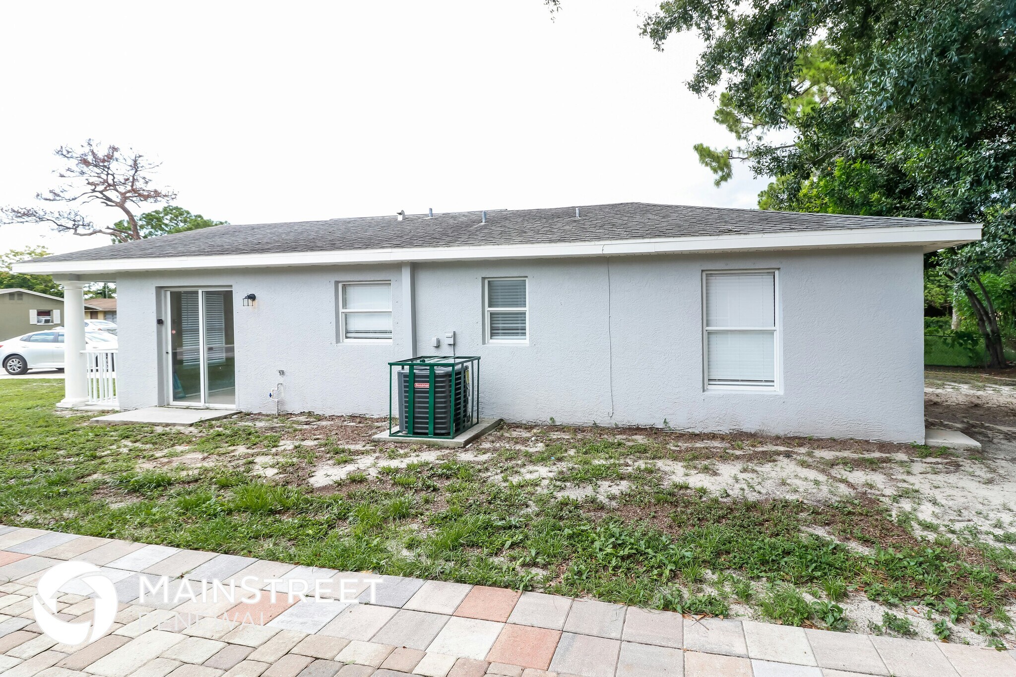 Building Photo - 5545 Fifth Ave