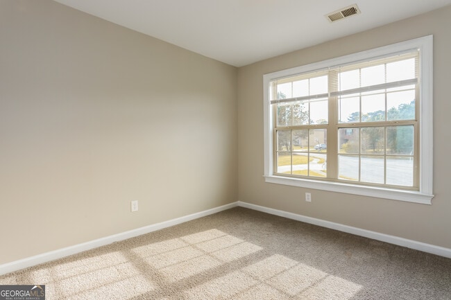 Building Photo - 6364 Flat Rock Ln