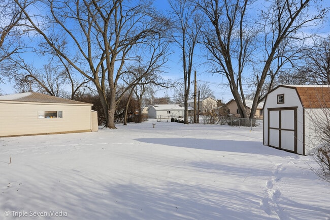 Building Photo - 505 Geronimo St