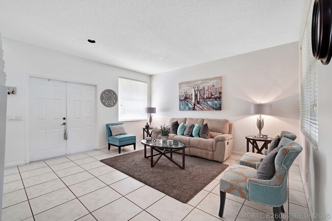 Building Photo - 1457 Banyan Way